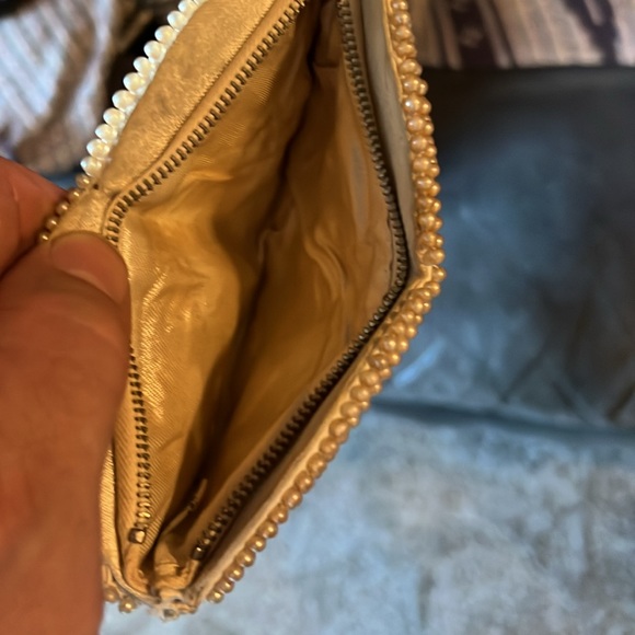 Vintage Hand Made Satin Beaded
Clutch Coin Purse Bag with zipper and collar - Picture 3 of 7